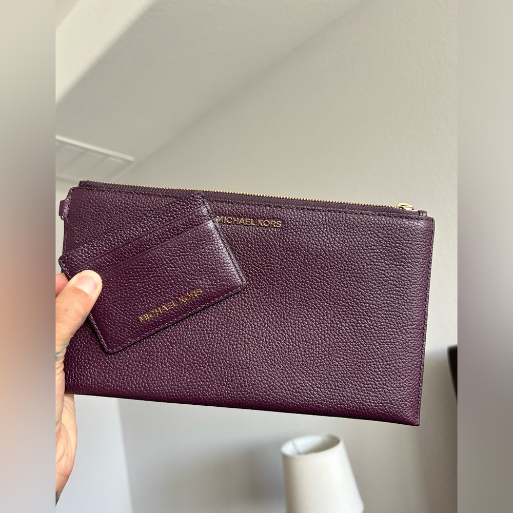 Purple Michael Kors wristlet with matching card wallet NWOT